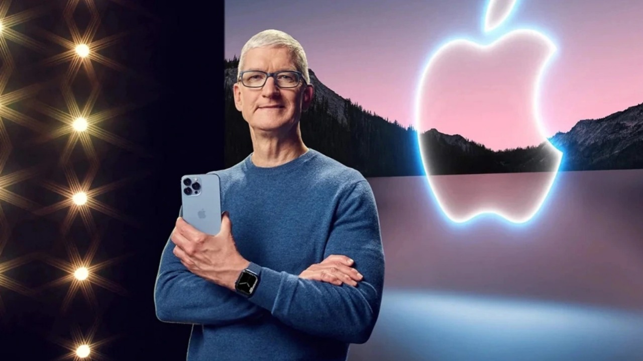 Tim Cook - Apple