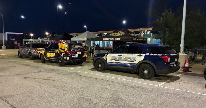 An Indian-origin motel manager was shot dead at point-blank range in Pittsburgh on Friday after stepping outside to check on a disturbance,
