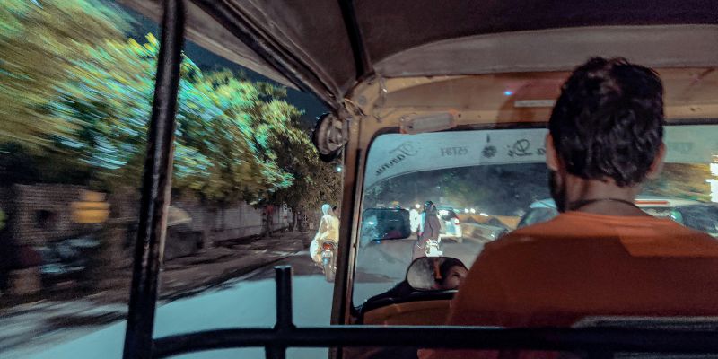 A Bengaluru engineer said he was left astonished after learning that an auto driver he met owns two houses worth around Rs 4–5 crore and earns Rs 2–3 lakh per month in rental income
