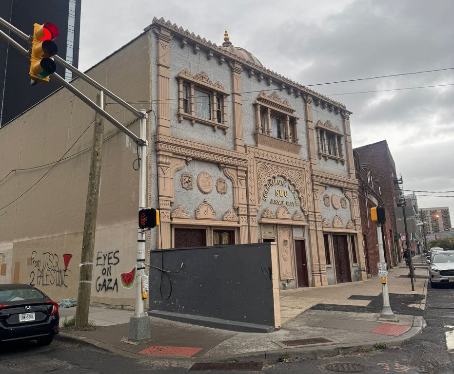 This Hindu temple in New jersey was attacked and vandalised.