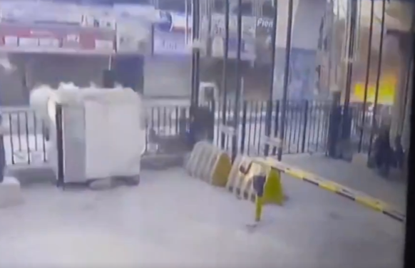 Pakistan: Suicide bombers attack FC headquarters in Peshawar; three commandoes killed