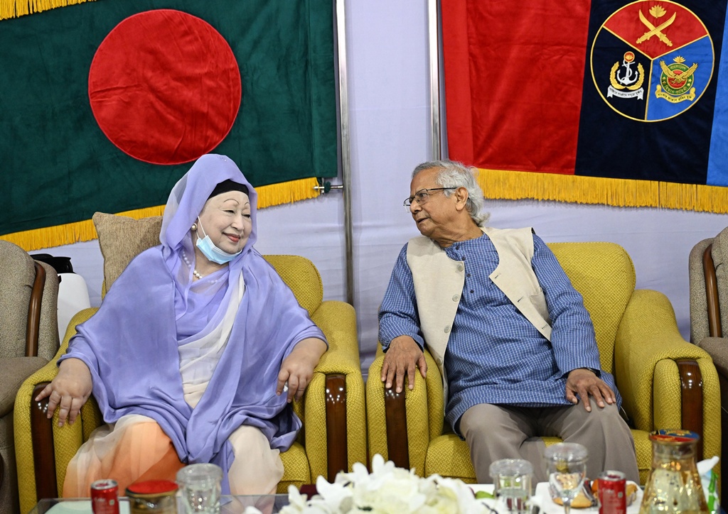 Khaleda Zia: 3-time Bangladesh PM on ventilation as condition worsens